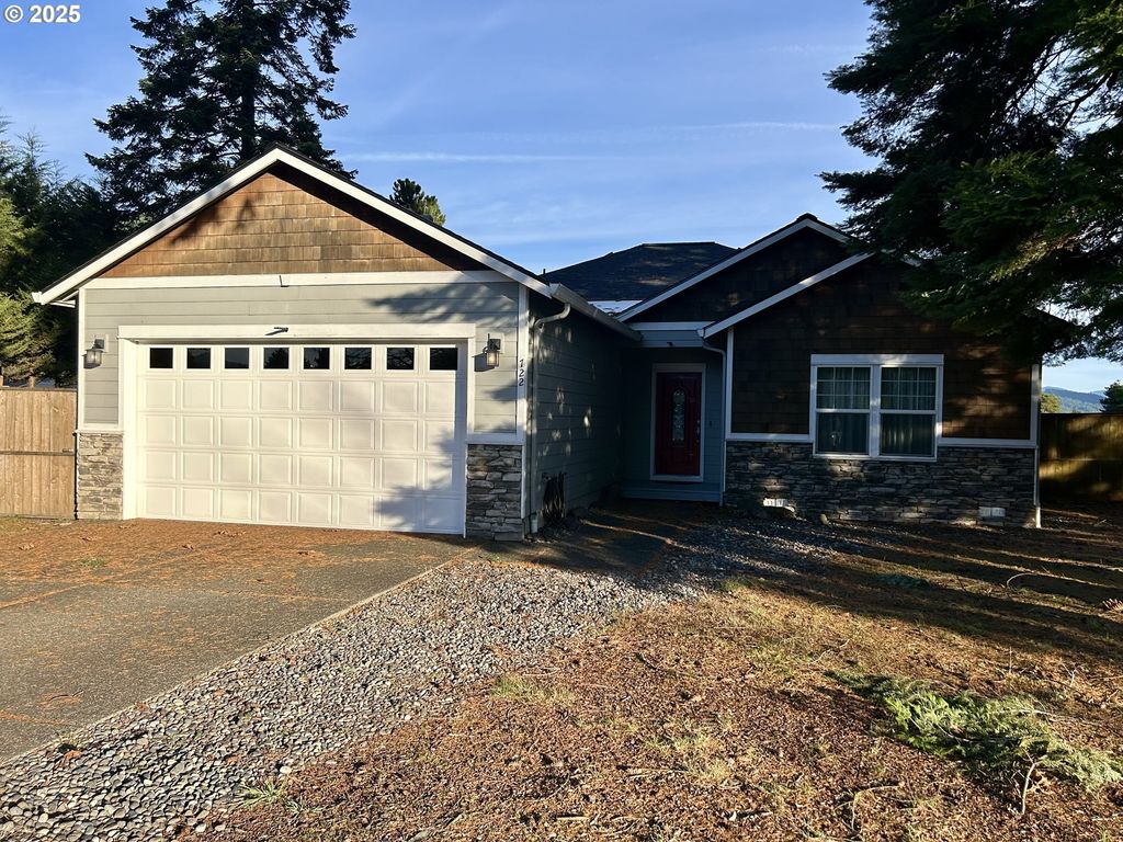 722 SMITH BECKON Rd, Carson, WA 98610