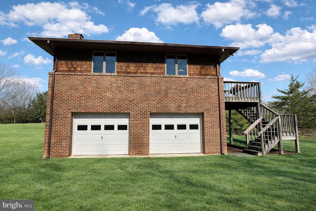 Image 4 of property listing at 47843 YAOCOMICO LN, Lexington Park, MD 20653
