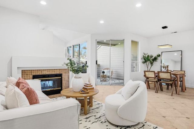 34590 Falls Terrace, Fremont, CA 94555