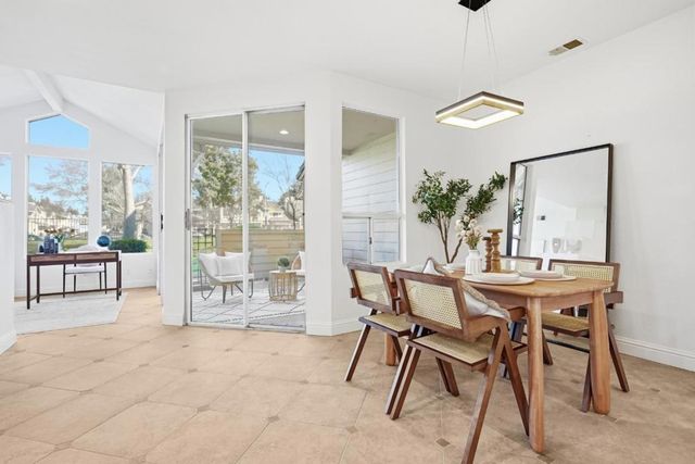 34590 Falls Terrace, Fremont, CA 94555