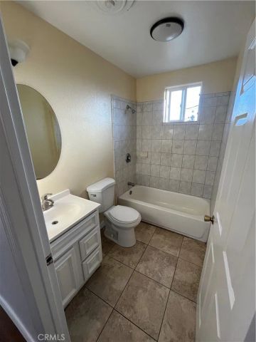 123 W 66th, Los Angeles, CA 90003