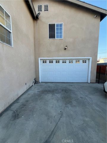 123 W 66th, Los Angeles, CA 90003