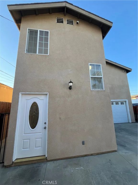 123 W 66th, Los Angeles, CA 90003