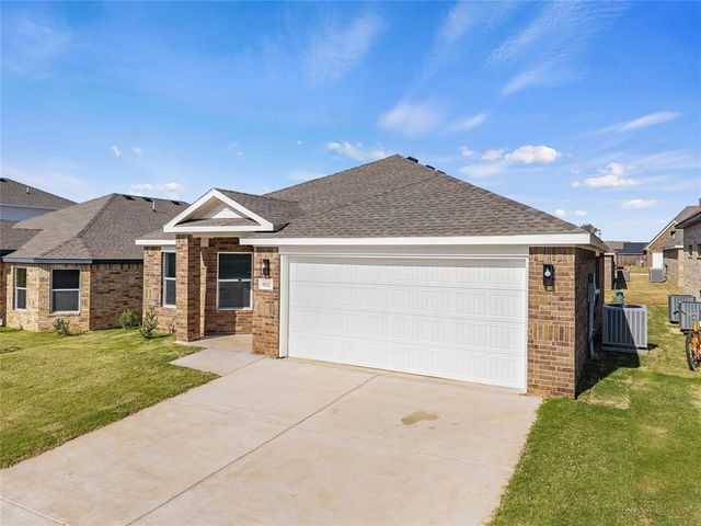 802 Venice Court, Kingfisher, OK 73750