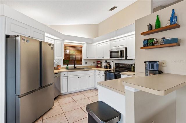 5003 72ND STREET E, Bradenton, FL 34203
