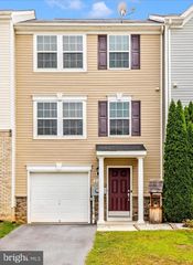 260 RUMBLING ROCK RD, Hedgesville, WV 25427