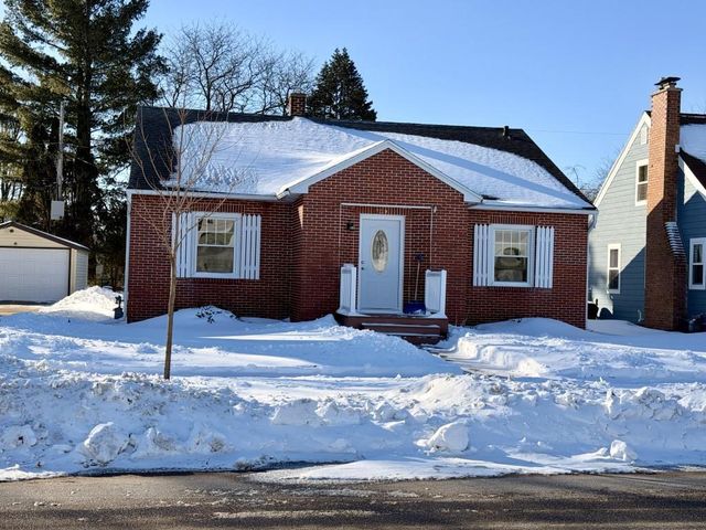 709 KENT STREET, Wausau, WI 54403
