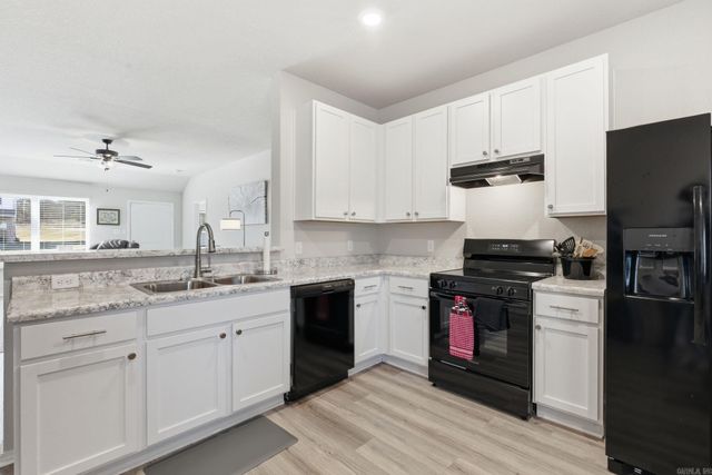 1360 AGOGO Lane, Conway, AR 72034