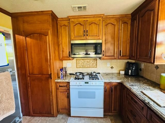 9031 Bolt Ct, Sacramento, CA 95826
