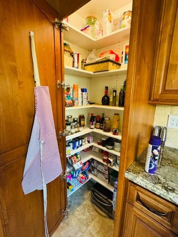 9031 Bolt Ct, Sacramento, CA 95826