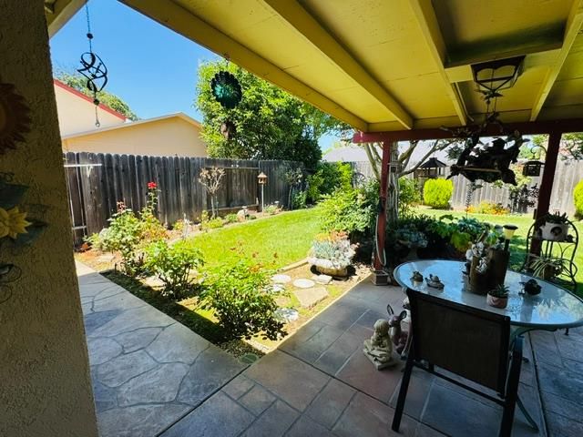 9031 Bolt Ct, Sacramento, CA 95826