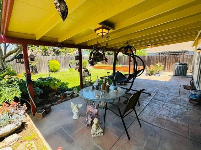 9031 Bolt Ct, Sacramento, CA 95826