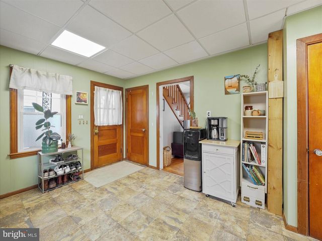 18 BARNETT AVENUE, Waynesboro, PA 17268