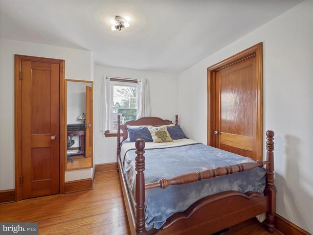 18 BARNETT AVENUE, Waynesboro, PA 17268