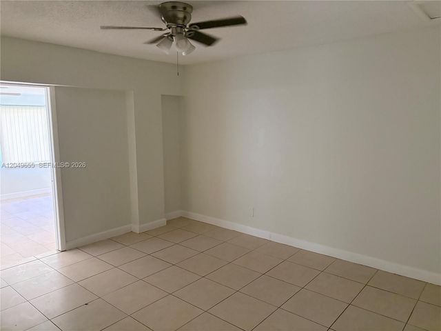 5853 Mckinley Street 3, Hollywood, FL 33021