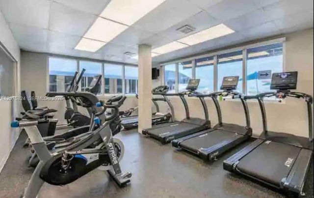 19201 Collins Avenue 945, Sunny Isles Beach, FL 33160