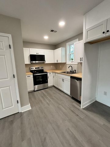 2208 Bailey Drive, North Charleston, SC 29405