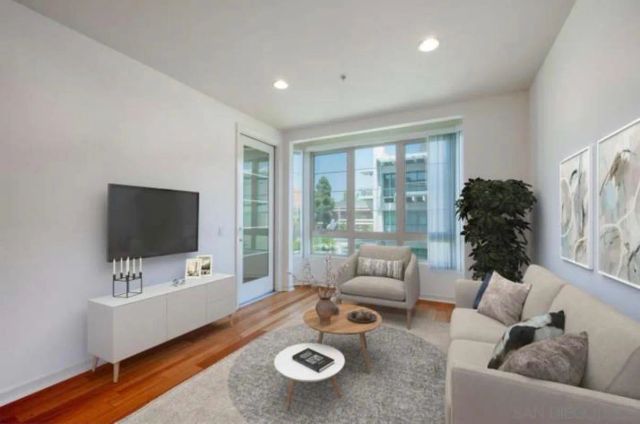 1465 C 3503, San Diego, CA 92101