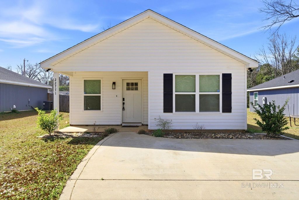 22771 Racine Street, Robertsdale, AL 36567