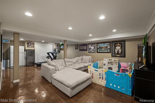 3515 Bacon Avenue, Berkley, MI 48072