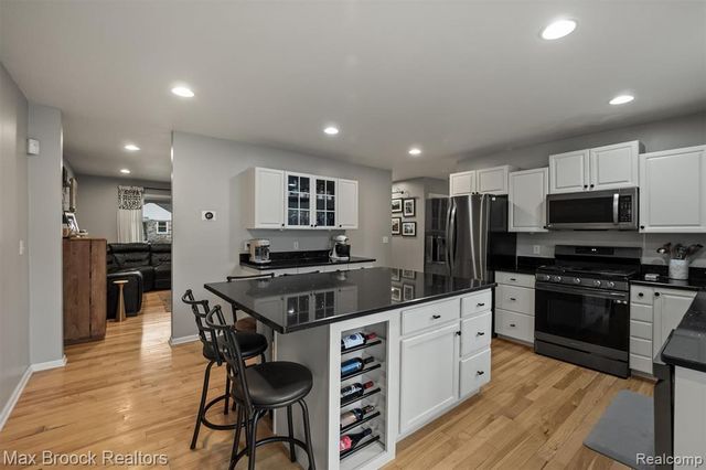 3515 Bacon Avenue, Berkley, MI 48072