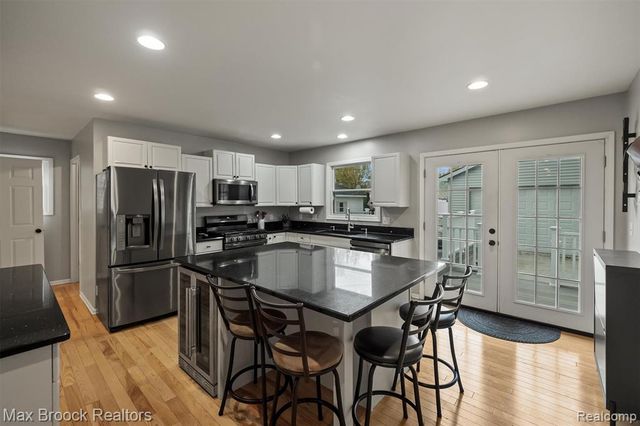 3515 Bacon Avenue, Berkley, MI 48072