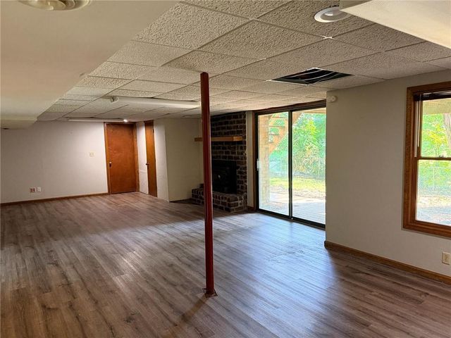 6925 Long Avenue, Shawnee, KS 66216