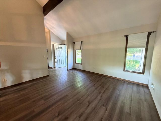 6925 Long Avenue, Shawnee, KS 66216