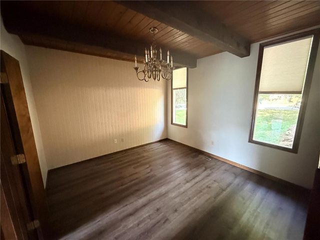 6925 Long Avenue, Shawnee, KS 66216