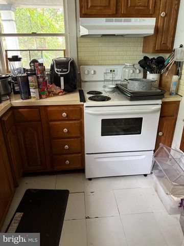 401 KELLER ST, State College, PA 16801