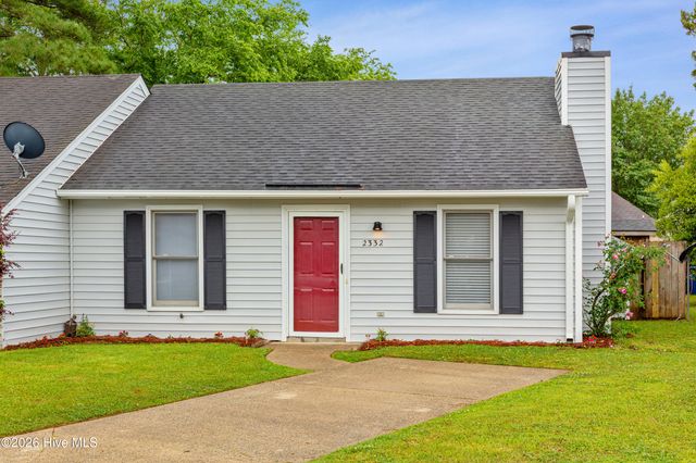 2332 Villa Drive, Kinston, NC 28504