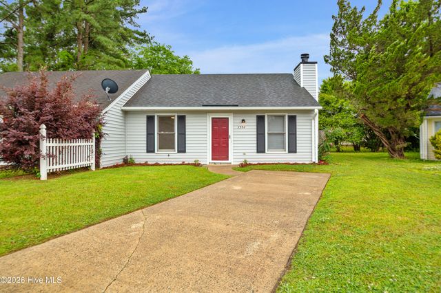 2332 Villa Drive, Kinston, NC 28504