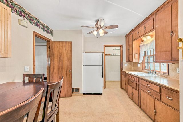 615 12th Avenue NW, New Brighton, MN 55112