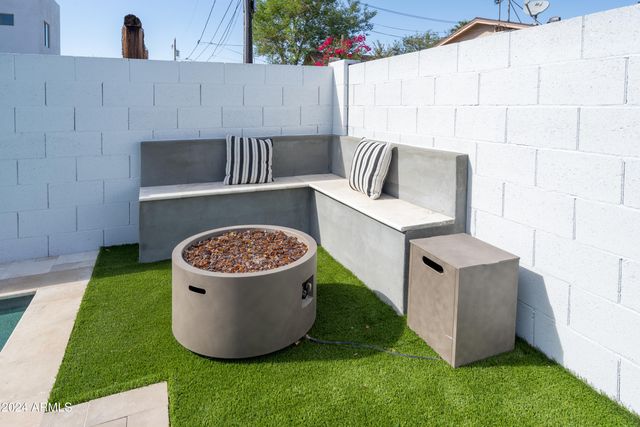 1016 E Tempe Drive, Tempe, AZ 85288