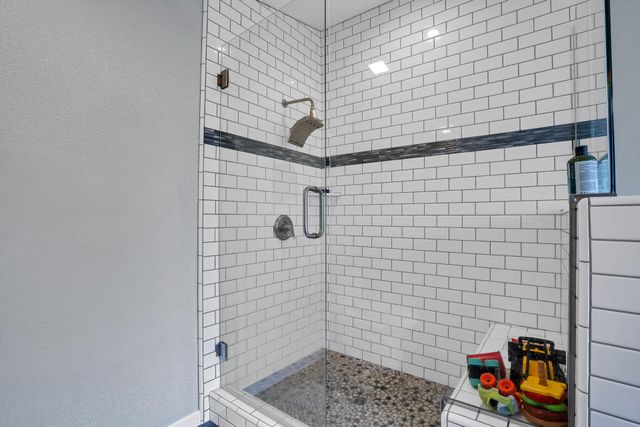 27127 Swede Creek Road, Oak Run, CA 96069