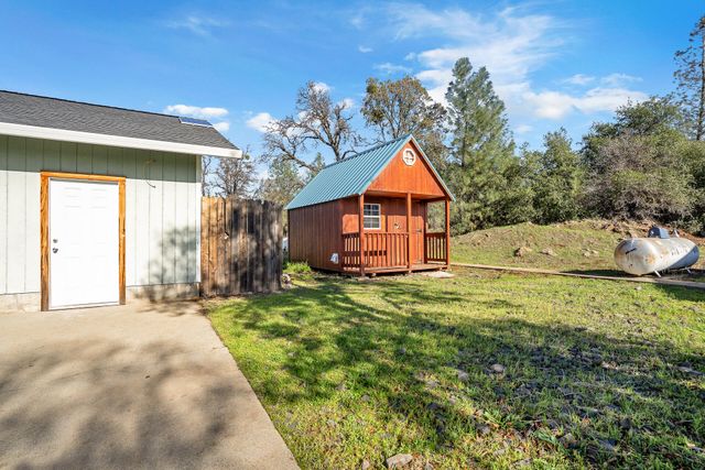 27127 Swede Creek Road, Oak Run, CA 96069