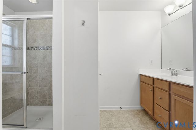 533 Creekwillow Dr, Midlothian, VA 23113