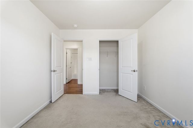 533 Creekwillow Dr, Midlothian, VA 23113