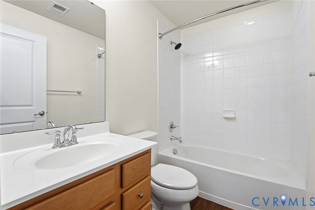 533 Creekwillow Dr, Midlothian, VA 23113