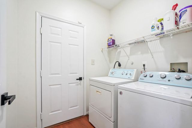 90 HOWARD CT, Frederick, MD 21702
