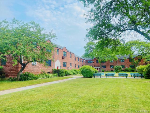 81-06 155 Avenue 2, Howard Beach, NY 11414