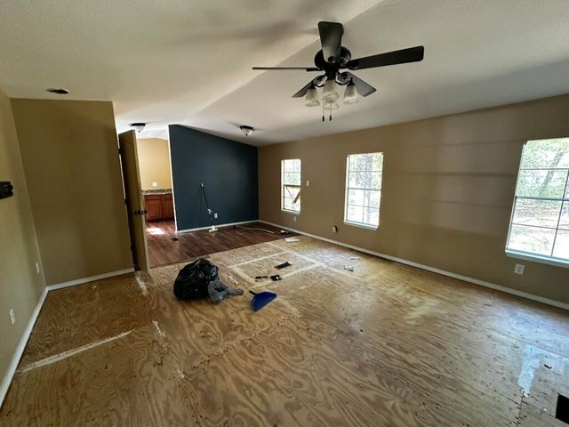 5629 Highway 393, Crestview, FL 32539