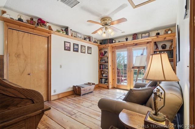 9223 S Zenith Avenue, Tulsa, OK 74132