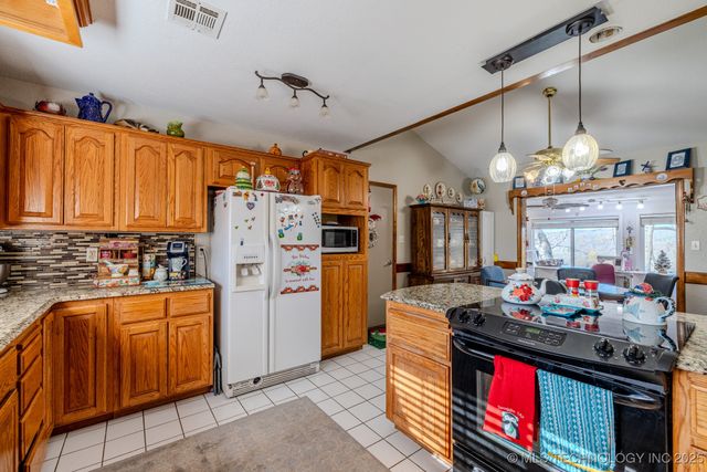 3202 W 820 Road, Fort Gibson, OK 74434