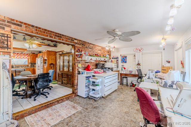 3202 W 820 Road, Fort Gibson, OK 74434