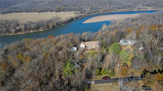 3202 W 820 Road, Fort Gibson, OK 74434