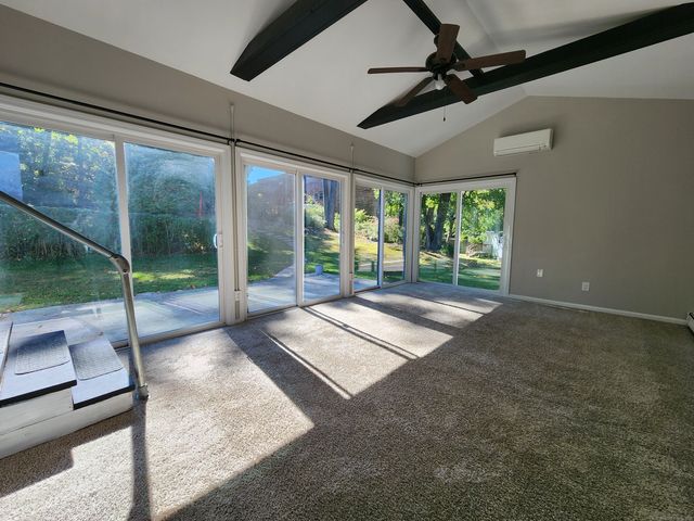 40 Durant Avenue B, Bethel, CT 06801