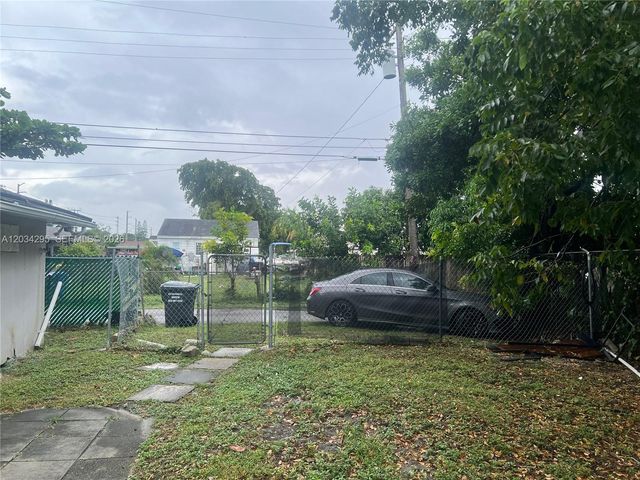 2127 Cleveland St REAR, Hollywood, FL 33020