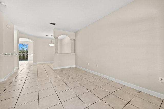 2411 SE 14th St, Homestead, FL 33035