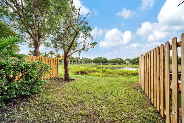 2411 SE 14th St, Homestead, FL 33035